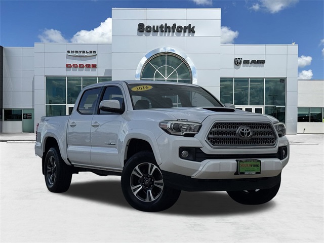 2016 Toyota Tacoma TRD Sport