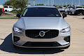 2024 Volvo S60 B5 Core Dark Theme